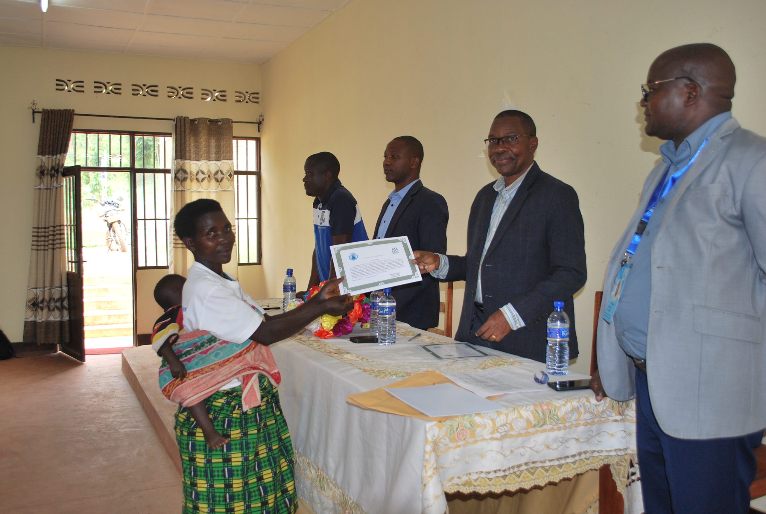 Centre Agricole de Formation et de Transfert d’Innovations de Rubingo en commune Isare :  le quatrième cycle de formation de 30 lauréats achevé avec succès.